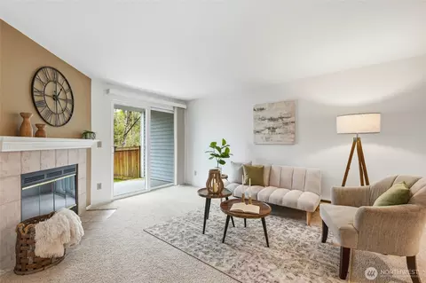 12720 NE 10th Pl #D105, Bellevue, WA 98005