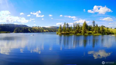 6 Tanager Ln, Republic, WA 99166