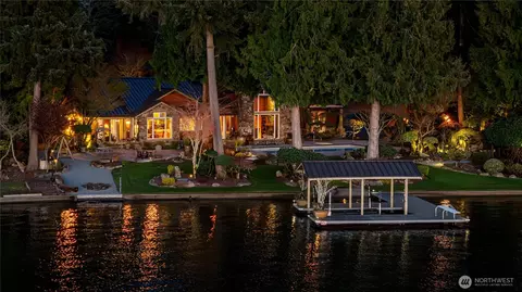 21102 Snag Island Dr E, Lake Tapps, WA 98391