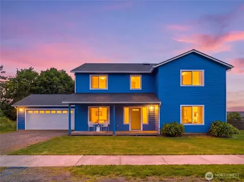 2610 Sheridan St, Port Townsend, WA 98368
