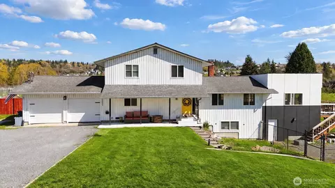 9025 67th Ave NE, Marysville, WA 98270