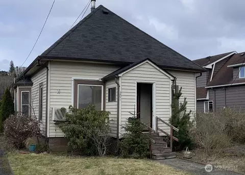 201 Emerson Ave, Hoquiam, WA 98550