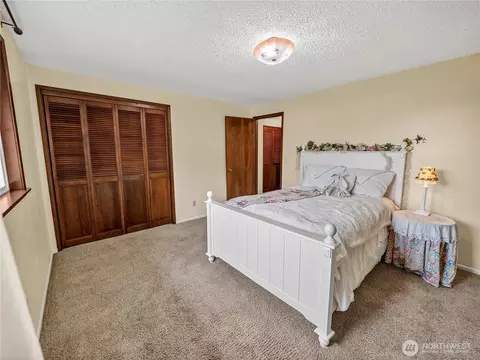 Bedroom - 30520 SE 358th St, Enumclaw, WA 98022 photo 3 of 5
