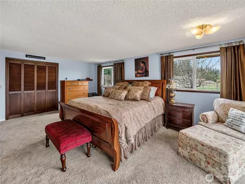 Bedroom - 30520 SE 358th St, Enumclaw, WA 98022 photo 2 of 5