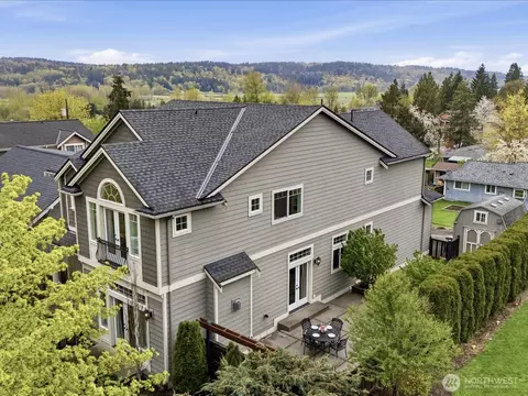 26620 NE Valley St, Duvall, WA 98019