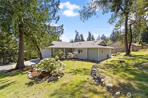 919 43rd St, Port Townsend, WA 98368