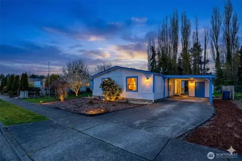 1710 N 33rd Pl, Mount Vernon, WA 98273