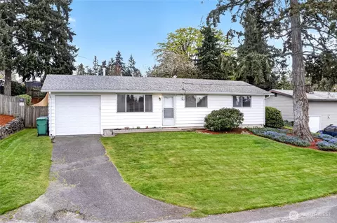 2717 SW 328th St, Federal Way, WA 98023