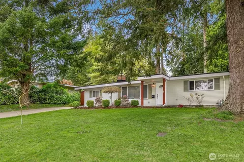 4114 Bledsoe Ave, Bremerton, WA 98310