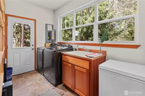 Other - 715 183rd St SE, Bothell, WA 98012 photo 5 of 7