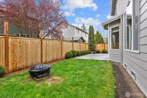 Exterior - 3815 161st Pl SE, Bothell, WA 98012 photo 3 of 6