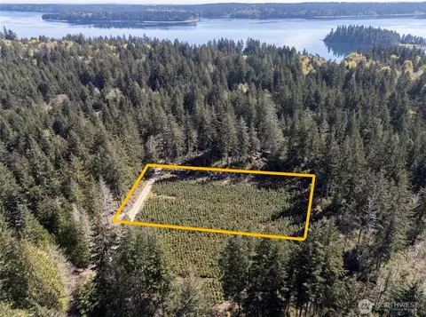 101 Andrejs Rd, Shelton, WA 98584