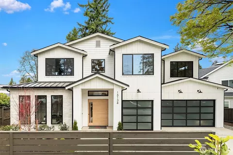 15134 SE 41st St, Bellevue, WA 98006