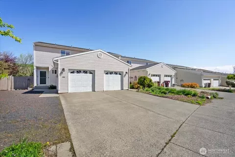 266 NW Clay Ct, Pullman, WA 99163