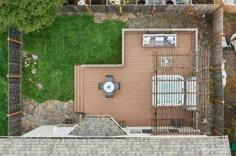 Exterior - 15013 49th Dr SE, Everett, WA 98208 photo 7 of 9