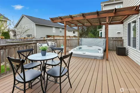 Exterior - 15013 49th Dr SE, Everett, WA 98208 photo 3 of 9