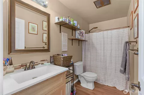Bath - 20232 47th Ave E, Spanaway, WA 98387 photo 2 of 3