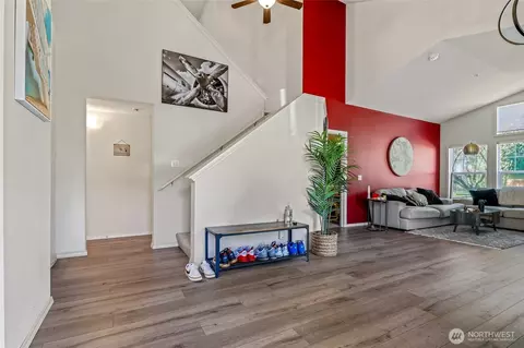 23301 60th Pl S #7-6, Kent, WA 98032