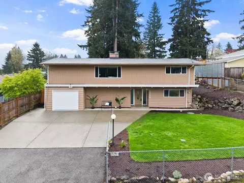 16049 SE 131st St, Renton, WA 98059