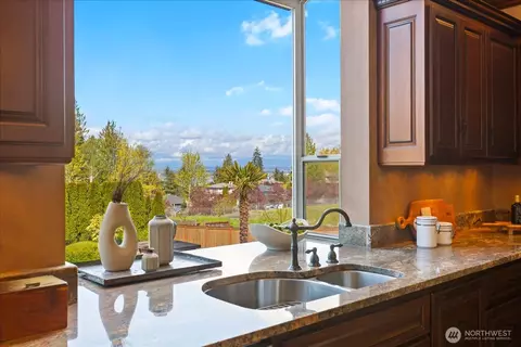 Kitchen - 2408 55th St SW, Everett, WA 98203 photo 2 of 5