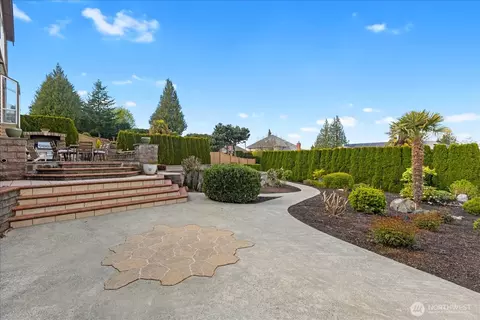 Exterior - 2408 55th St SW, Everett, WA 98203 photo 7 of 7