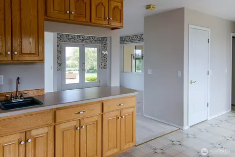 Entry Way - 53 Arbor Ln, Sequim, WA 98382 photo 2 of 2