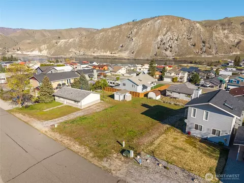 185 Entiat Dr, Orondo, WA 98843