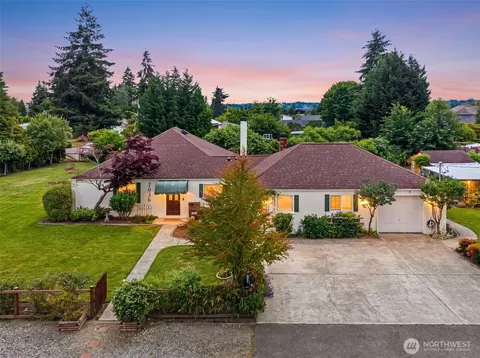 2036 Tacoma Rd, Puyallup, WA 98371