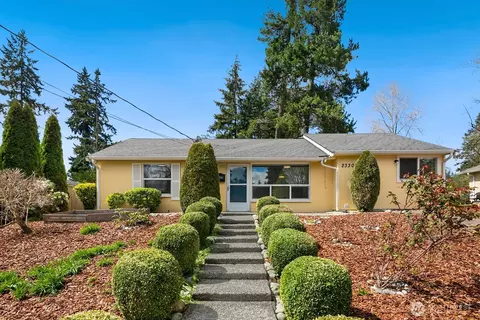 23304 55th Ave W, Mountlake Terrace, WA 98043