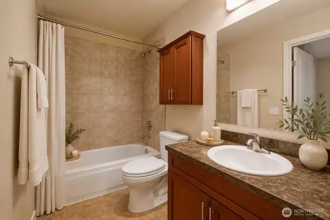 Bath - 12012 NE 204th Pl #C201, Bothell, WA 98011 photo 1 of 1