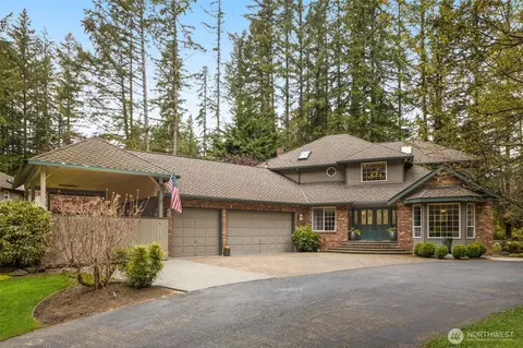 17026 SE 326th Pl, Auburn, WA 98092
