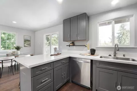 Kitchen - 217 Capri Pl, Everett, WA 98203 photo 2 of 4