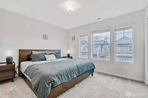 Bedroom - 3008 47th St SE, Everett, WA 98203 photo 4 of 5