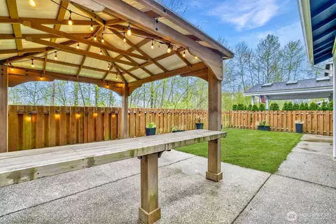 Exterior - 3008 47th St SE, Everett, WA 98203 photo 4 of 7