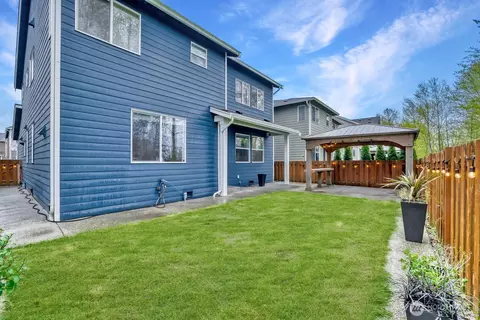 Exterior - 3008 47th St SE, Everett, WA 98203 photo 5 of 7