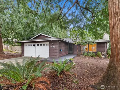 8506 192nd St SW, Edmonds, WA 98026