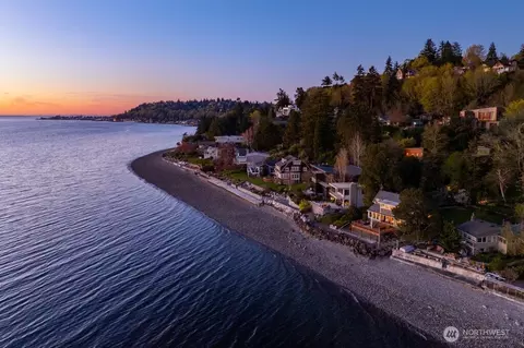 6521 Beach Dr SW, Seattle, WA 98136