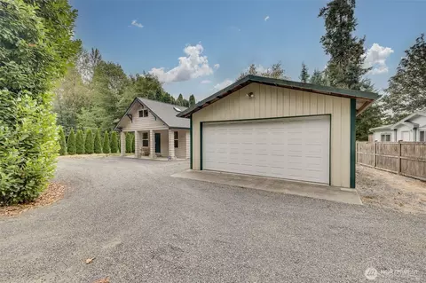 9425 Carnation Duvall Rd NE, Carnation, WA 98014