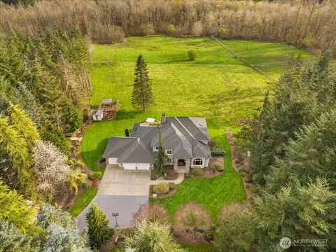 19207 SE May Valley Rd, Issaquah, WA 98027