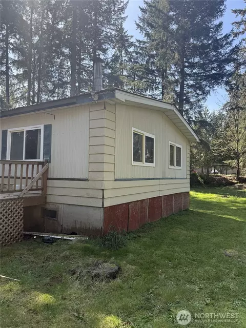 6620 301st Street Ct S, Roy, WA 98580