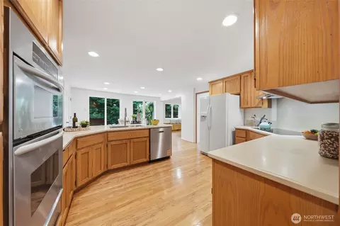 Kitchen - 15634 27th Dr SE, Mill Creek, WA 98012 photo 2 of 5