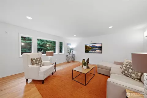 Living - 15634 27th Dr SE, Mill Creek, WA 98012 photo 5 of 6