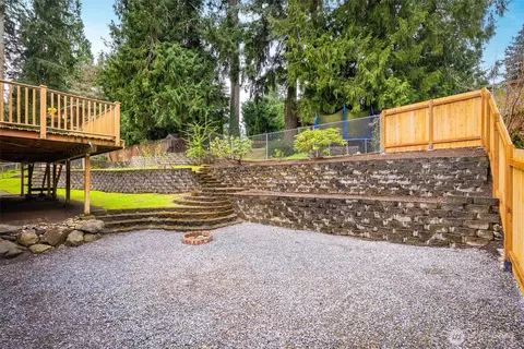 Exterior - 20214 12th Dr SE, Bothell, WA 98012 photo 7 of 15