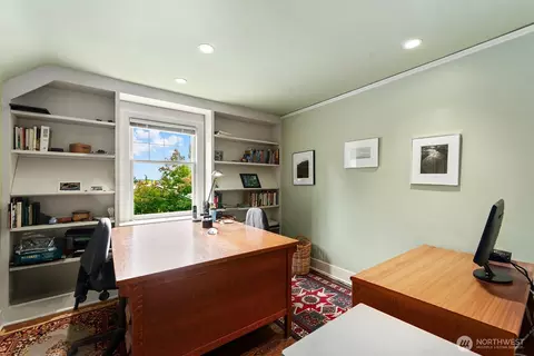 1226 25th Ave E, Seattle, WA 98112 photo 28