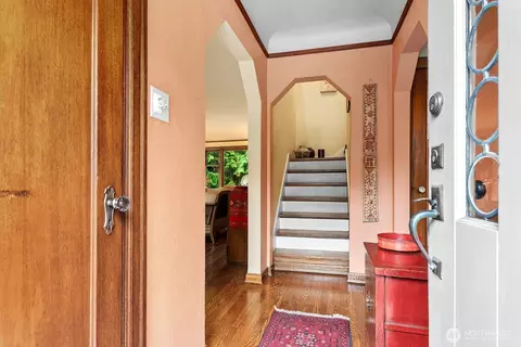1226 25th Ave E, Seattle, WA 98112 photo 6