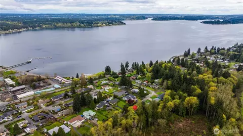 8865 Martin Ave NW, Silverdale, WA 98383