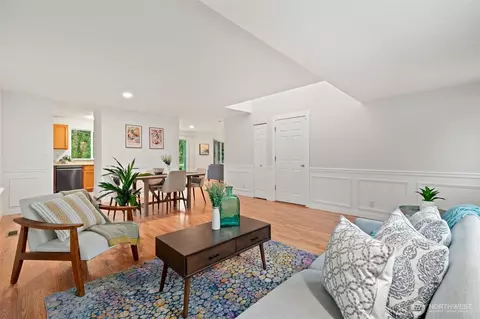 Living - 7408 2nd Dr SE, Everett, WA 98203 photo 2 of 6