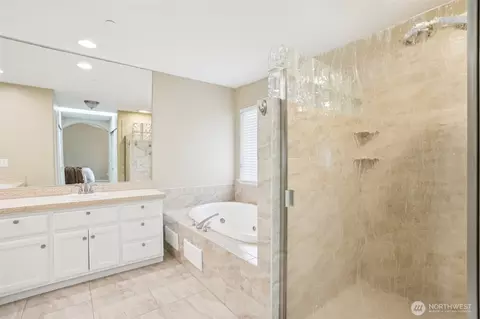 Bath - 2006 NW Fargo Loop, Camas, WA 98607 photo 1 of 3