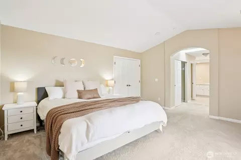 Bedroom - 2006 NW Fargo Loop, Camas, WA 98607 photo 1 of 7