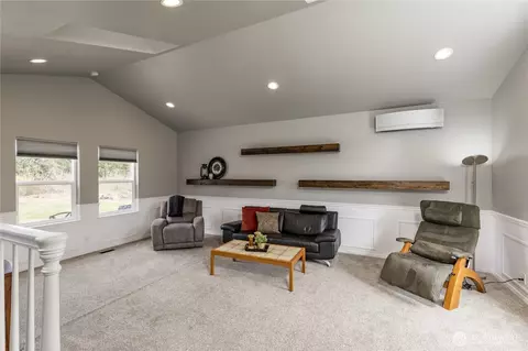 Living - 21118 26th Ave E, Spanaway, WA 98387 photo 2 of 4